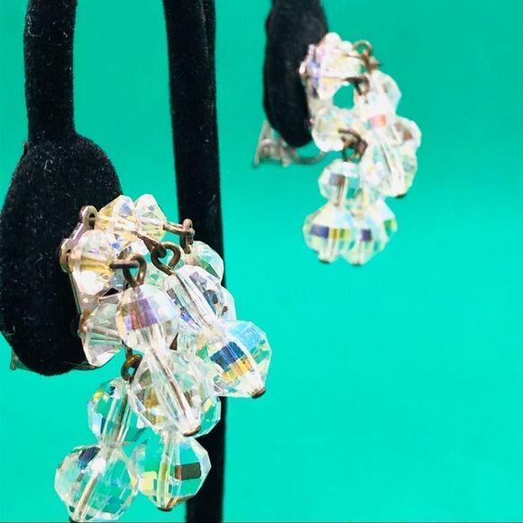 Vintage A/B crystal cluster earrings - Picture 3 of 5